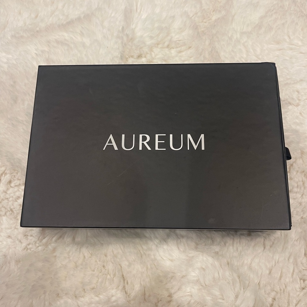 AUREUM Small Link Bracelet with original Elegant Black Storage Box (BNWOT BNIB)